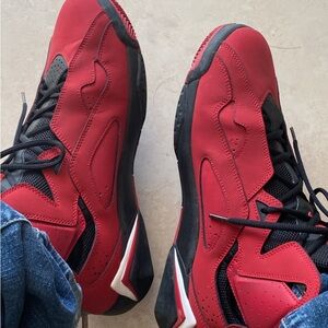 Stylish Red Men's Sneakers